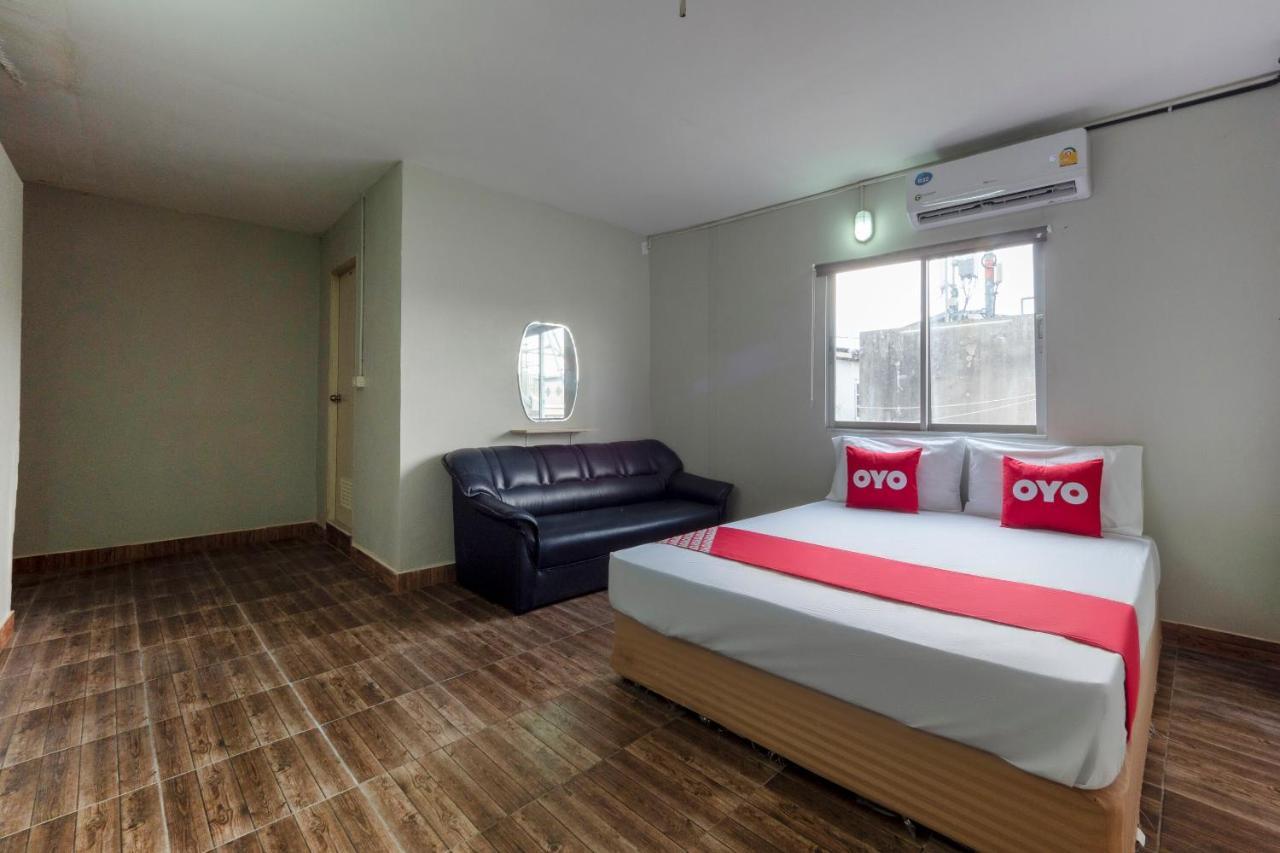 Oyo 1066 Encore Sea Side Патая Екстериор снимка