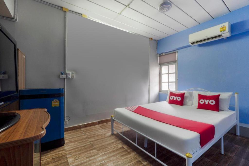 Oyo 1066 Encore Sea Side Патая Екстериор снимка
